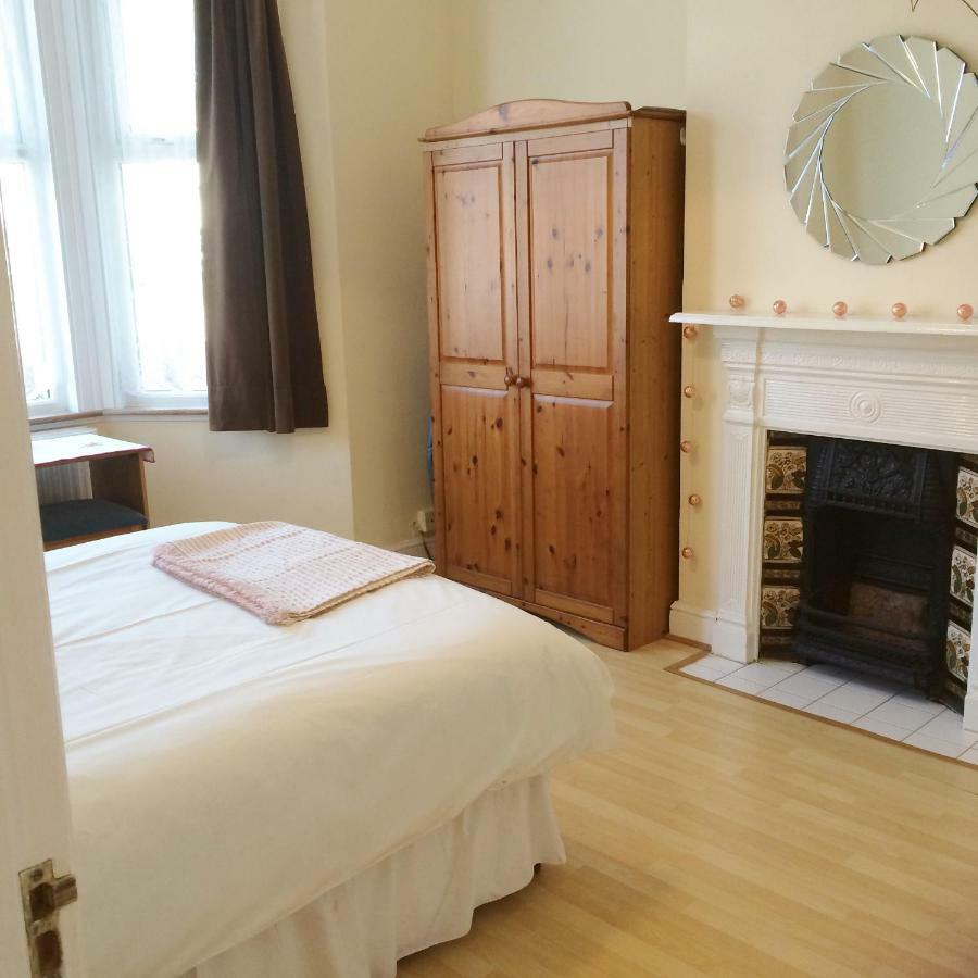 Spacious West London 2 Bedroom Apartment Kültér fotó