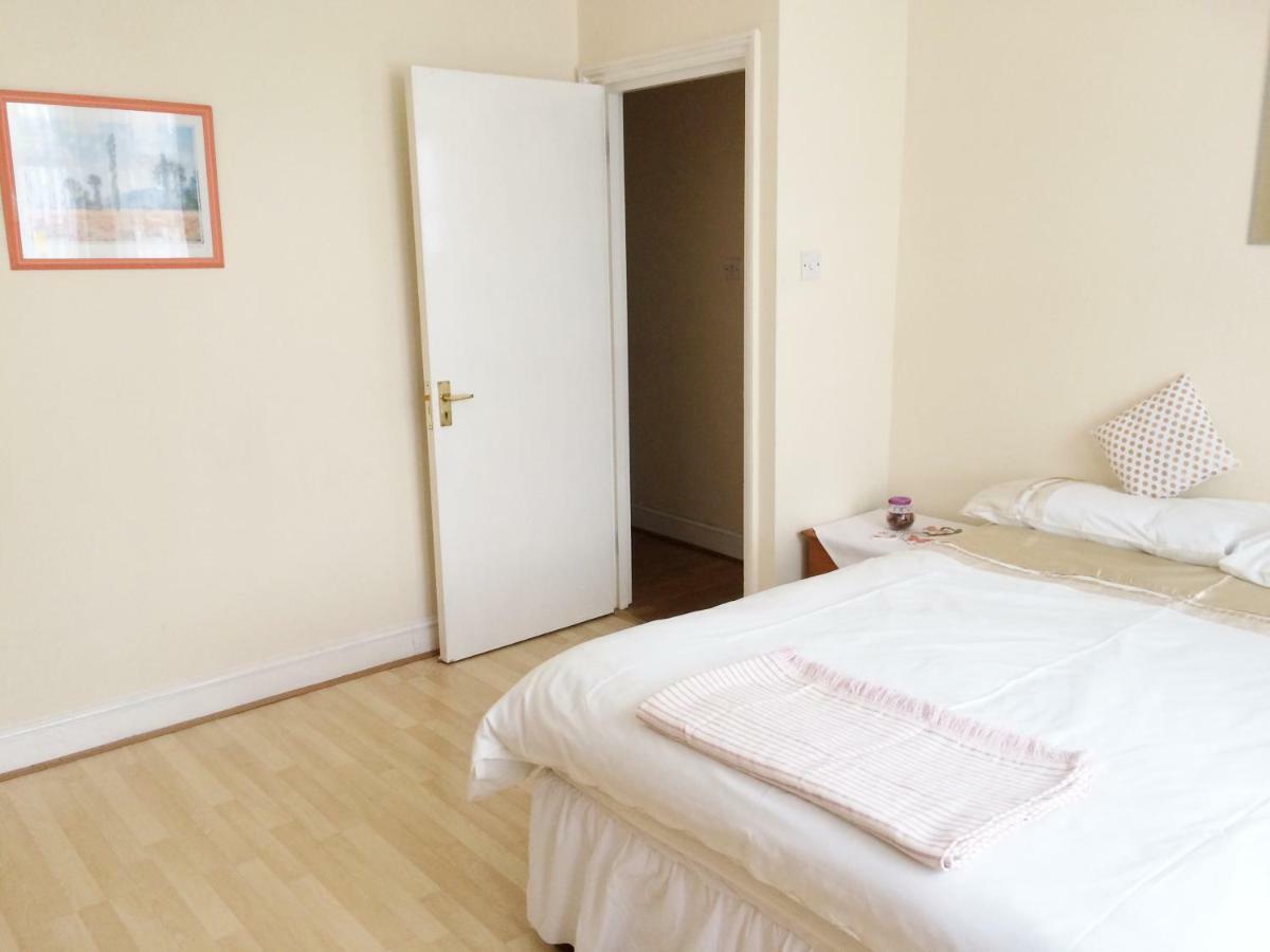 Spacious West London 2 Bedroom Apartment Kültér fotó